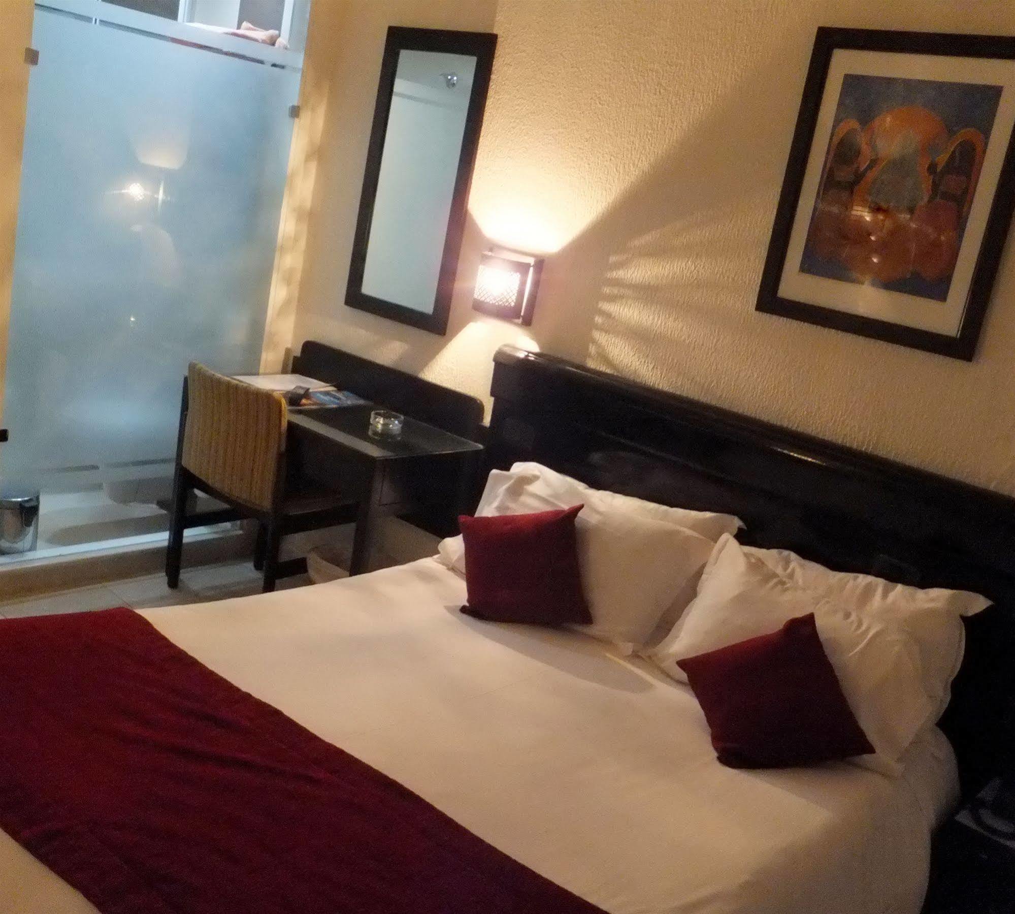 Ambassadeurs Hotel Тунис Экстерьер фото